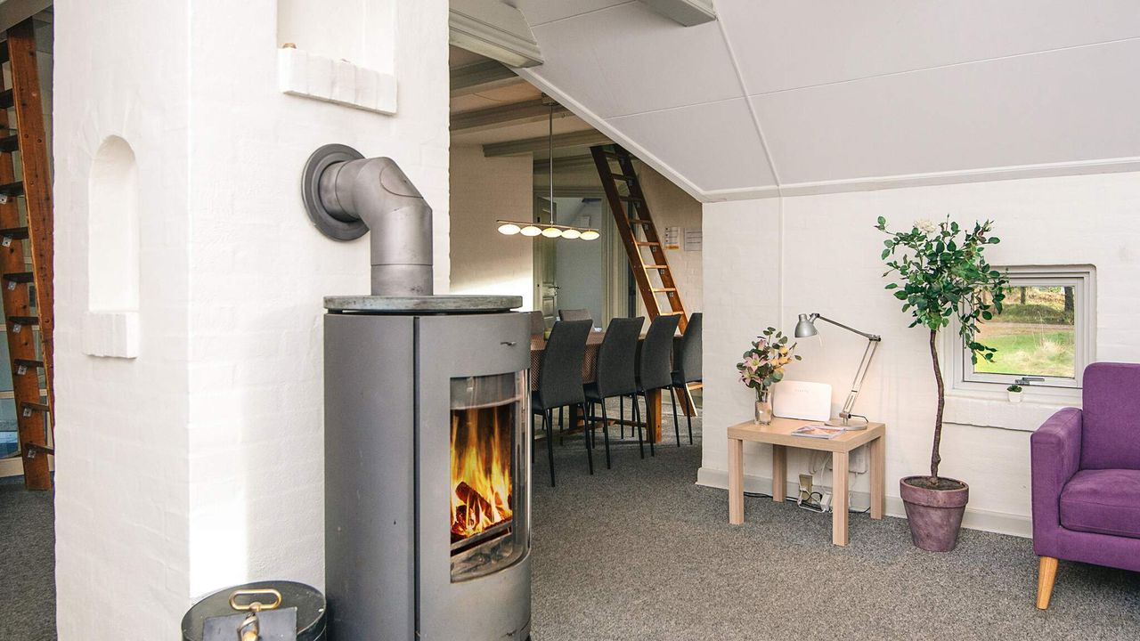 Indoor Indoor